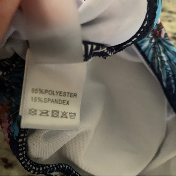 Light In The Box Racerback Floral Swim Top - Size Small - Picture 6 of 8